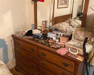 Vintage chest of drawers and mirror