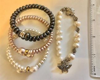 $10 Each pearl bracelets small wrist Black pearl SOLD 