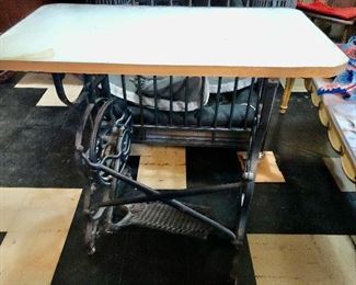 $75 Sewing machine base table 21" W, 14" D, 28.5" H. 