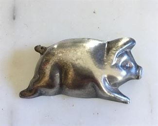 $40 Mexico signed Sterling silver Pig /Pendant  2 and 1/4"Long and 1 and 1/2" Wide.