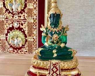 $95 Emerald Buddha Replica statue 