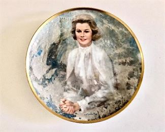 $20 Plate - Princess Grace.  10.25" diam.