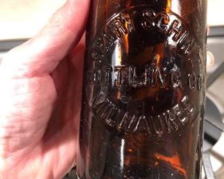 Henry Schlitz Bottling Company Milwaukee. Beautiful condition antique beer bottle. 