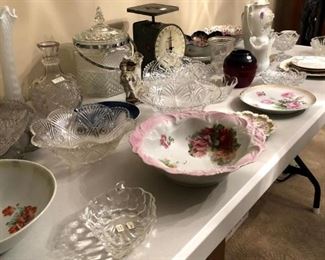 Too many pretty pieces of porcelain and glassware to list. Come see for yourself! 