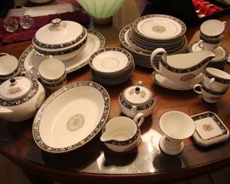 Wedgwood "Runnymede" dinner service for 8 with serving pieces