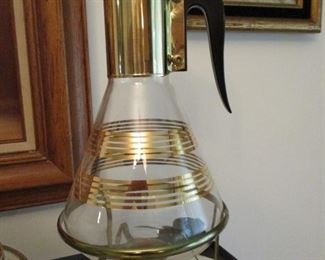 ... serve java with style