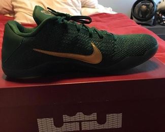 Miles Bridges Michigan State team issue and signed Kobe 11. No box. No insoles.