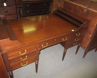 Mahogany Partners Desk