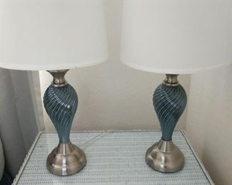 2 end table lamps 24 in