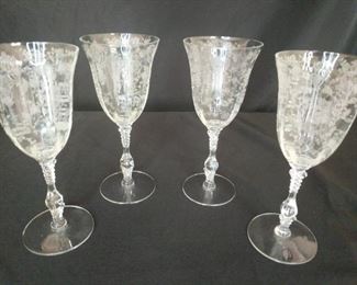 4 vintage Crystal wine glass 8 in