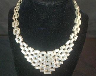 17 in chain link necklace