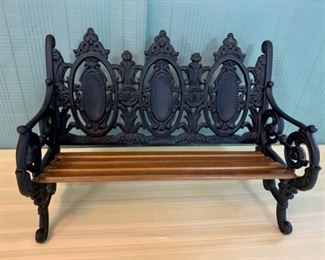 CLEARANCE  !  $4.00 NOW, WAS $14.00.............Very Heavy Miniature Bench for Bears or Dolls (T160)