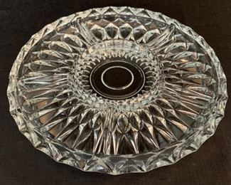 CLEARANCE  !  $4.00 NOW, WAS $16.00..............Heavy Glass Divided Dish, 11" Diameter (T119)