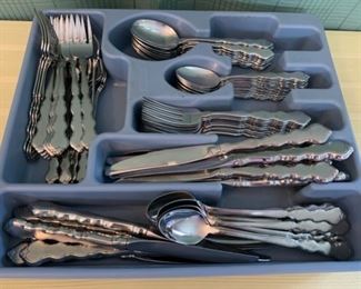 $50.00...............101 Piece Silverware Set, Distinction Deluxe Stainless by Oneida  (T113)
