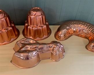 CLEARANCE  !  $3.00 NOW, WAS $10.00............Jello Molds (T105)
