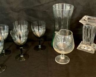 CLEARANCE  !  $3.00 NOW, WAS $12.00.............Glassware (T085)