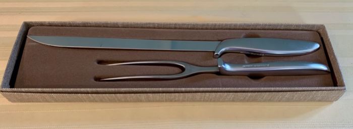HALF OFF !  $10.00 NOW, WAS $20.00.............Carving Set (T094)