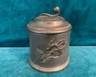 CLEARANCE  !  $8.00 NOW, WAS $30.00...........Tobacco Jar 6" tall (M134)