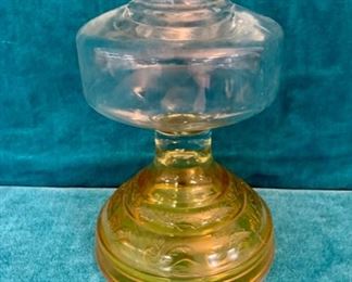 CLEARANCE  !  $5.00 NOW, WAS $20.00.......Oil Lamp (M139)