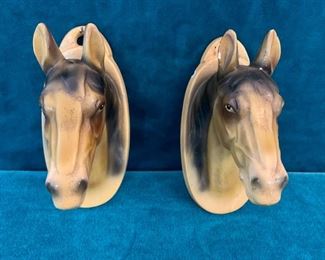 HALF OFF !  $12.50 NOW, WAS $25.00................Pair of Vintage Chalk Horses Wall Plaques 8" tall , few small chips see photo (M109) 