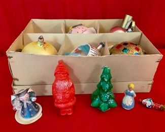 REDUCED!  $9.00 NOW, WAS $12.00..........Vintage Christmas Lot (M052)