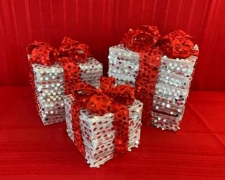 CLEARANCE  !  $3.00 NOW, WAS $12.00............Set of 3 Presents 9" tall (T249)