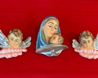 HALF OFF !  $10.00 NOW, WAS $20.00...........Madonna and Angels Chalkware Set (M049)