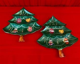CLEARANCE  !  $3.00 NOW, WAS $12.00...........Vintage Christmas Tree Plates, one has slight chip (M055)
