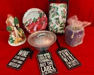 HALF OFF !  $6.00 NOW, WAS $12.00.........Christmas Lot (T230)