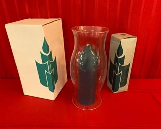 CLEARANCE  !  $4.00 NOW, WAS $16.00.........PartyLite Hurricane and Candle (T220)