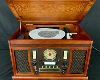 HALF OFF !  $25.00 NOW, WAS $50.00........Record Player/Radio works (T183)