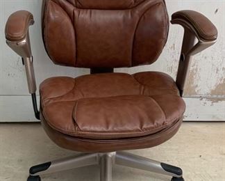 $15.00  .........Office Chair as is  (T242)