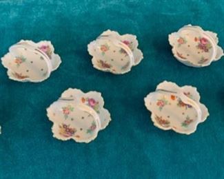 CLEARANCE  !  $3.00 NOW, WAS $10.00............Set of 7 Painted Nut Cups (M178)