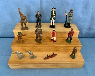 CLEARANCE  !  $15.00 NOW, WAS $40.00..........For all, Antique Toy Soldiers, most good few as is (M167)