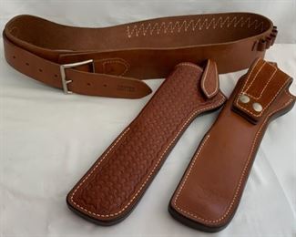 HALF OFF !  $100.00 NOW, WAS $200.00..............Vintage Hunter Leather Holster Belt with 2 Bucheimer Leather Holsters 2608W (C008)