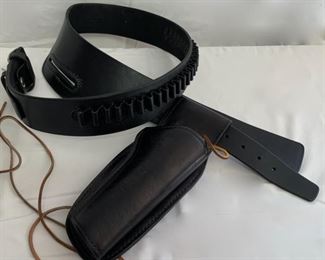 HALF OFF !  $50.00 NOW, WAS $100.00............Leather Hunter Holster and Hunter Belt XL (C009)