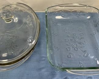 CLEARANCE  !  $5.00 NOW, WAS $14.00............Set of 2 Floral Glass Pans (M276)