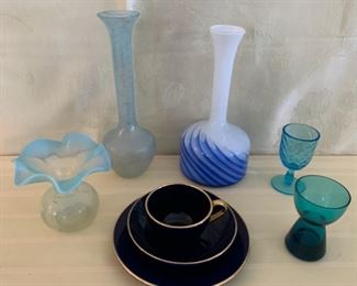 CLEARANCE  !  $4.00 NOW, WAS $12.00...........Blue Glassware, one has crack on base furthest left (M253)