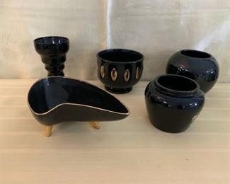 CLEARANCE  !  $5.00 NOW, WAS $16.00......Black Glassware Lot (M234)