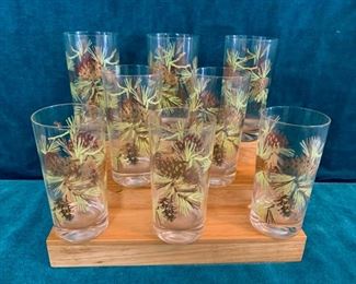 HALF OFF !  $12.50 NOW, WAS $25.00............Nice Set of  Vintage Pinecone Glasses (M242)