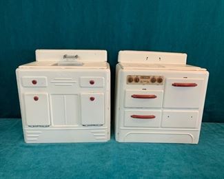 HALF OFF !  $25.00 NOW, WAS $50.00...............1950's Sam Pego Toy Tin Sink and Stove Set, very good condition 15" tall (M324)