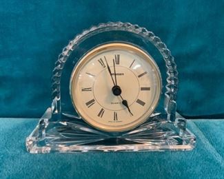 HALF OFF !  $12.50 NOW, WAS $25.00..............Staiger German Crystal Clock 4 1/2" tall (M283)