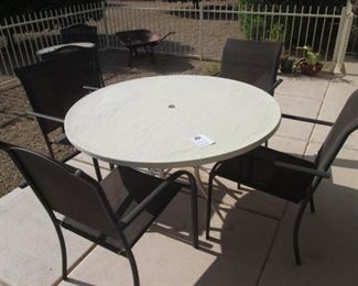 Patio Table & 4-Chairs