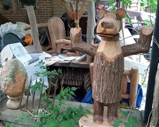 Wood carved bear and outdoor decor