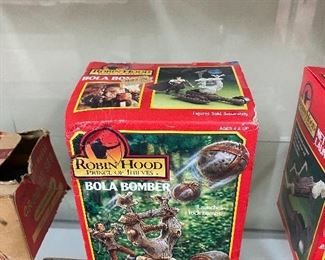 Robin Hood Bola Bomber in Box