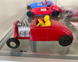 7" Saunders Friction Red Racer