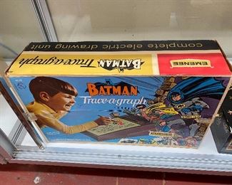 Emenee Batman Trace-a-graph Electric Drawing Unit 