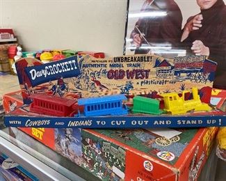 Old Davy Crockett Plasticraft Old West Model Train