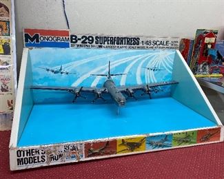 Rare B-29 Superfortress Monogram Store Display(1/48 Scale/Largest Plastic Scale Model Plane Ever Produced) 