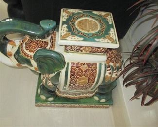 Porcelain Garden Stool Glazed Ceramic Elephant Plant Stand Patio Accent Table